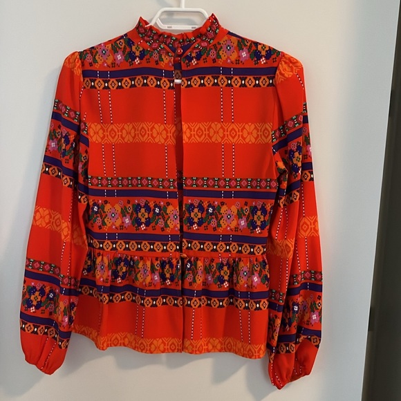 Open Back Printed Blouse - Picture 2 of 6